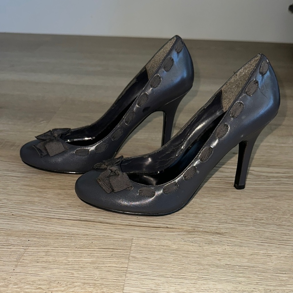 Bakers Gray Stiletto Heels Classic Pumps